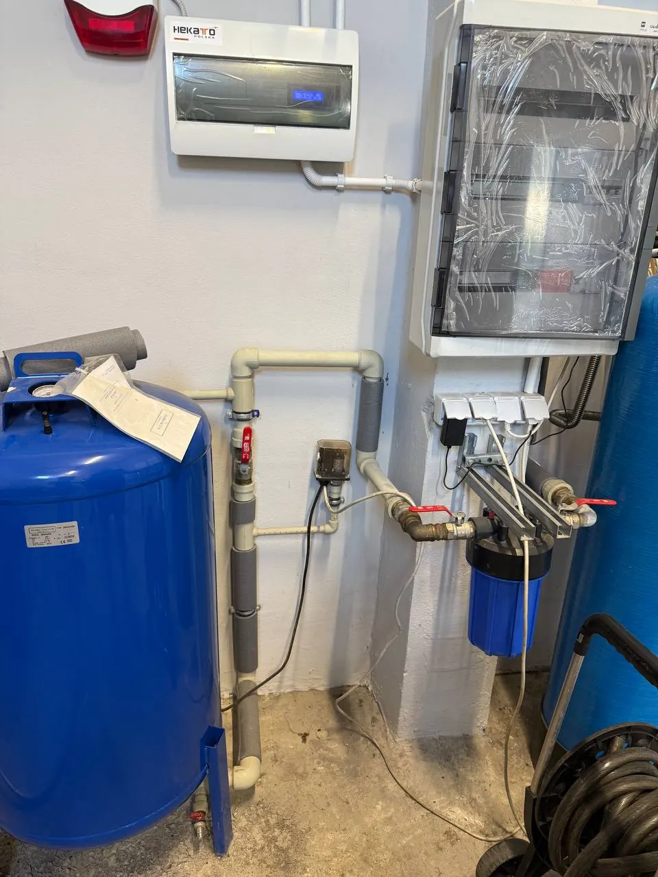 Sterownik hydroforu przy zbiorniku — DobryHydraulik Lublin