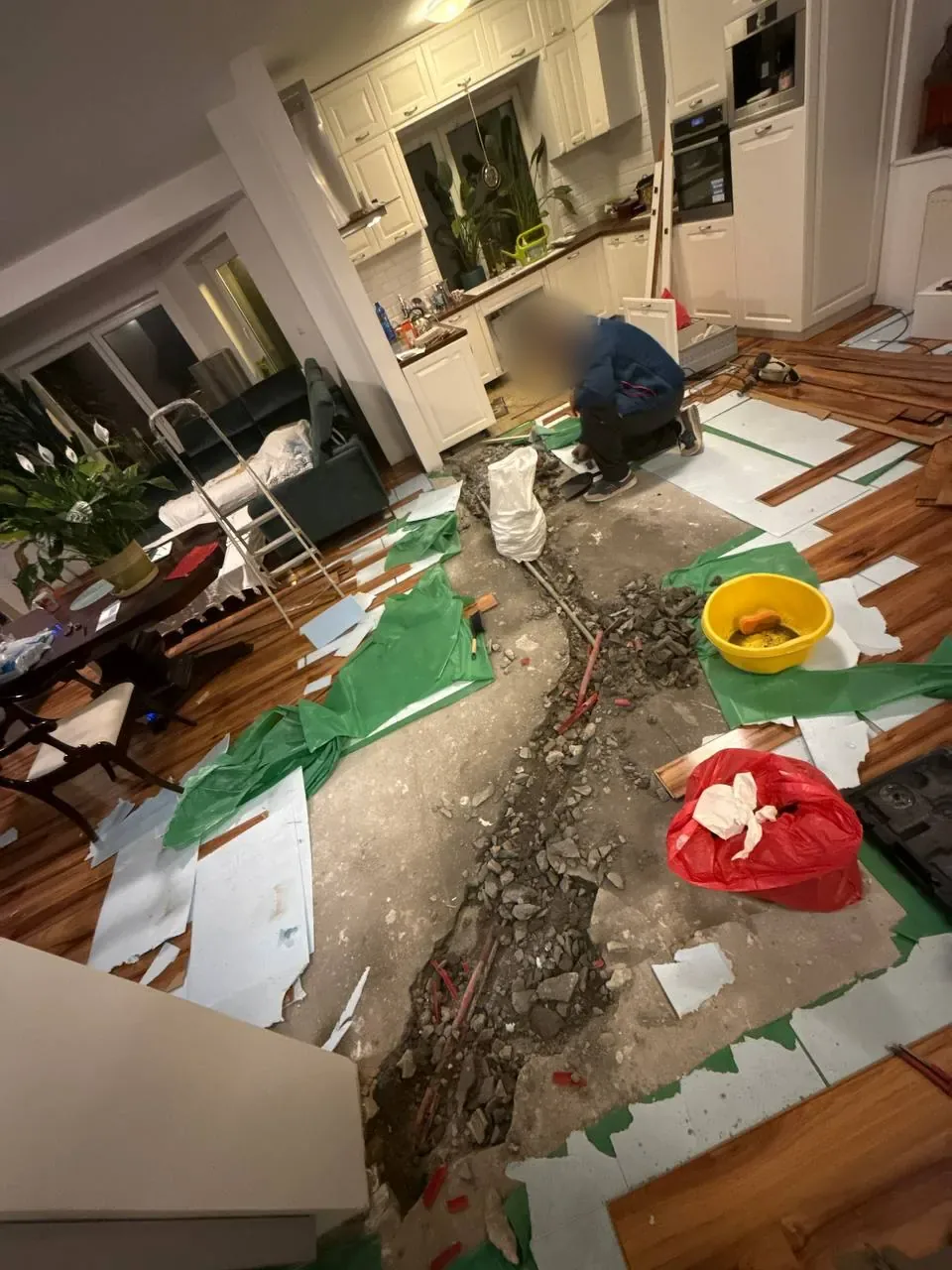 Duża przeróbka instalacji pod posadzką w mieszkaniu — DobryHydraulik Lublin